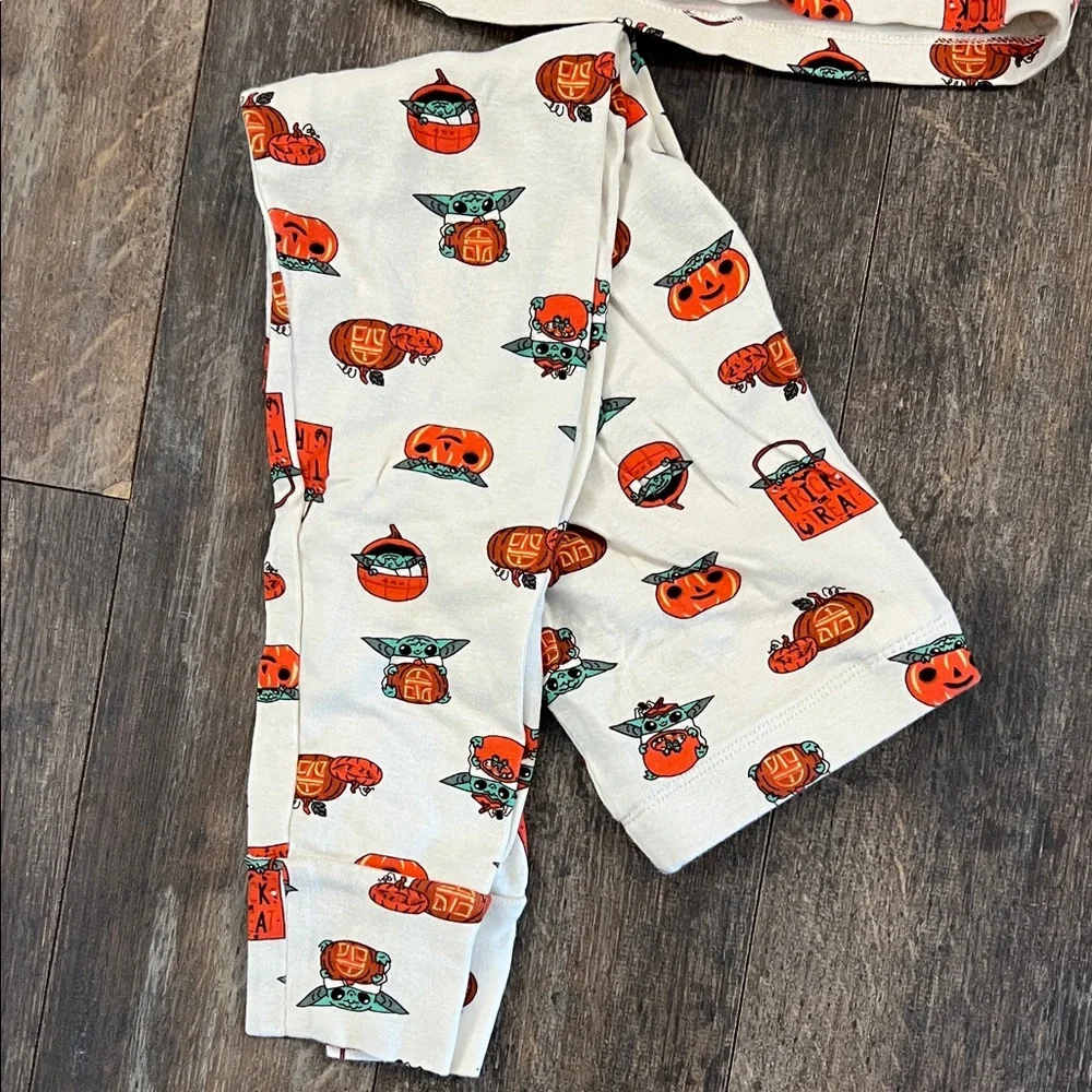 Halloween Star Wars Kids Pajama Set - Cream and Red - Picture 7 of 10